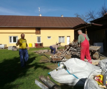 Brigáda okolo Kultúrneho domu 14.4.2018